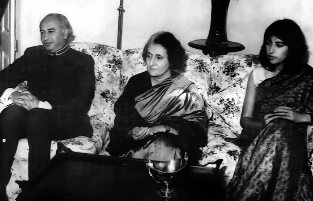 Z.A. Bhutto, Indira Gandhi and Benazir Bhutto at Simla, 1972